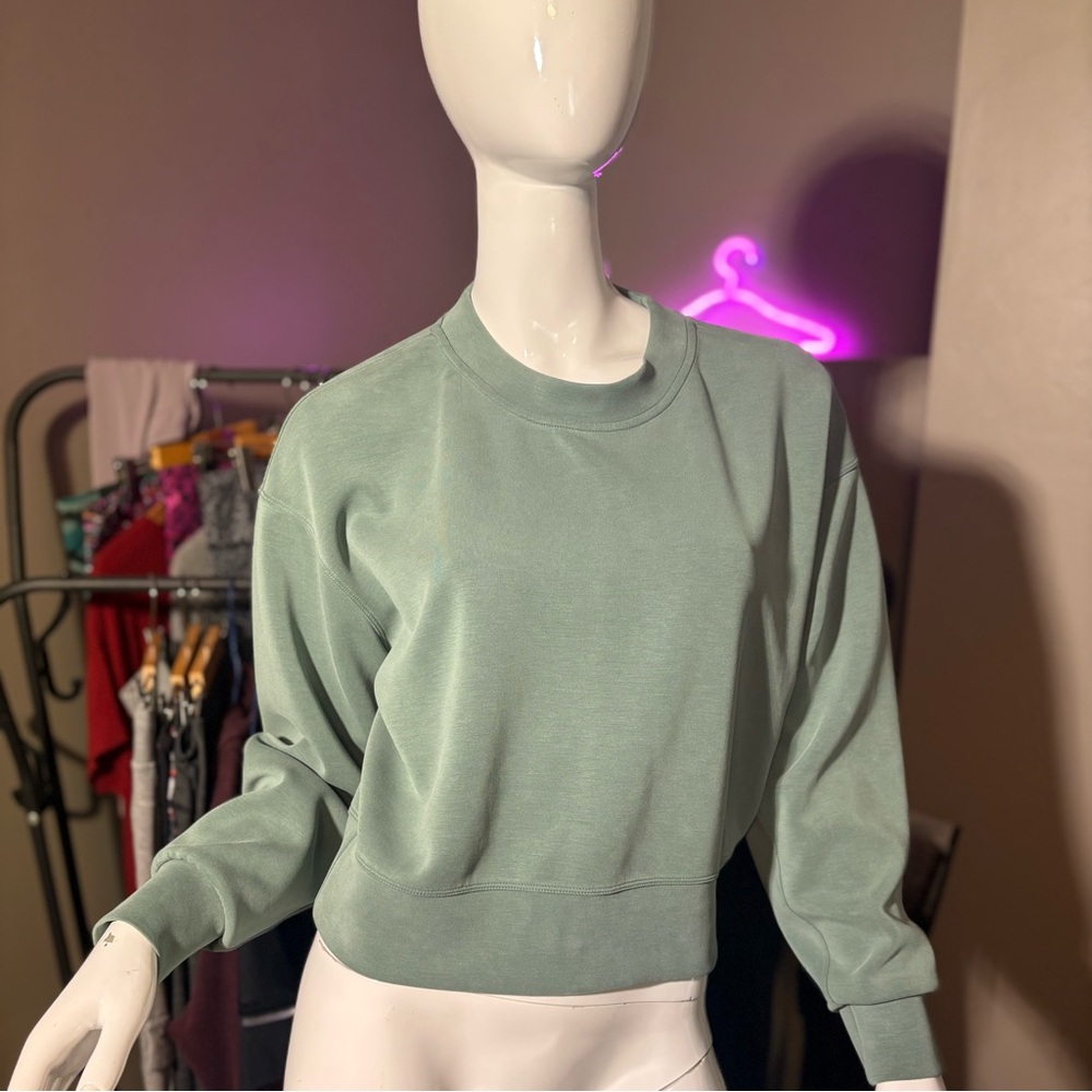 Lululemon Softstreme Perfectly Oversized Cropped Crew Size 2 - Picture 3 of 11